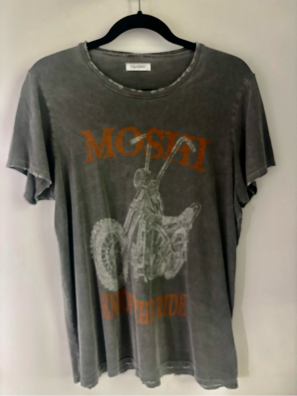Lauren Moshi Grey Graphic Tee with Orange Print